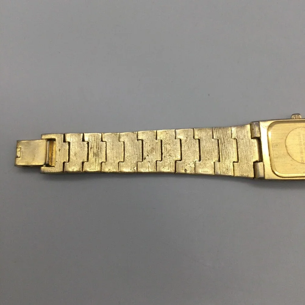 Vintage Risa Women Watch 21mm Gold Tone Nugget Texture Bracelet New Battery 7.5